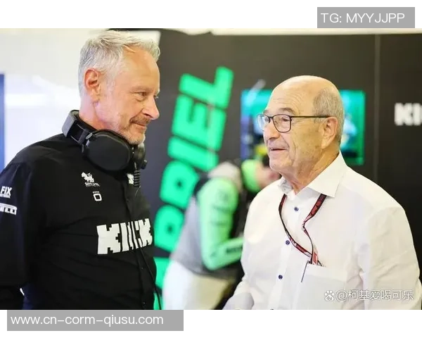 扎克布朗：迈凯伦2026年将持续沿袭木瓜规矩！惠特利：奥迪F1引擎将在圣诞节前完结初次焚烧